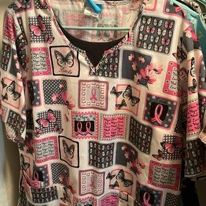 Women’s scrub top